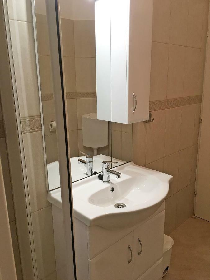 Balatonfenyves - Munkacsy U. 6. Villa Bagian luar foto
